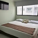 Apartamento 1804 Cartagena Bocagrande hermosa vista a 1 cuadra de la playa